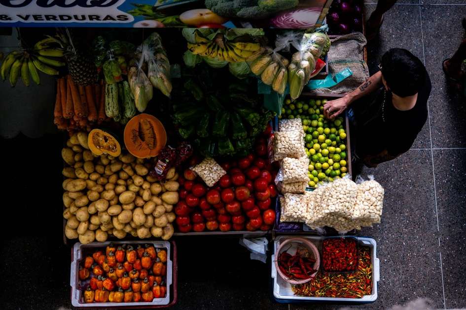 Não falta alimento, falta renda: as histórias de cearenses que só comeram fruta na adolescência - Negócios