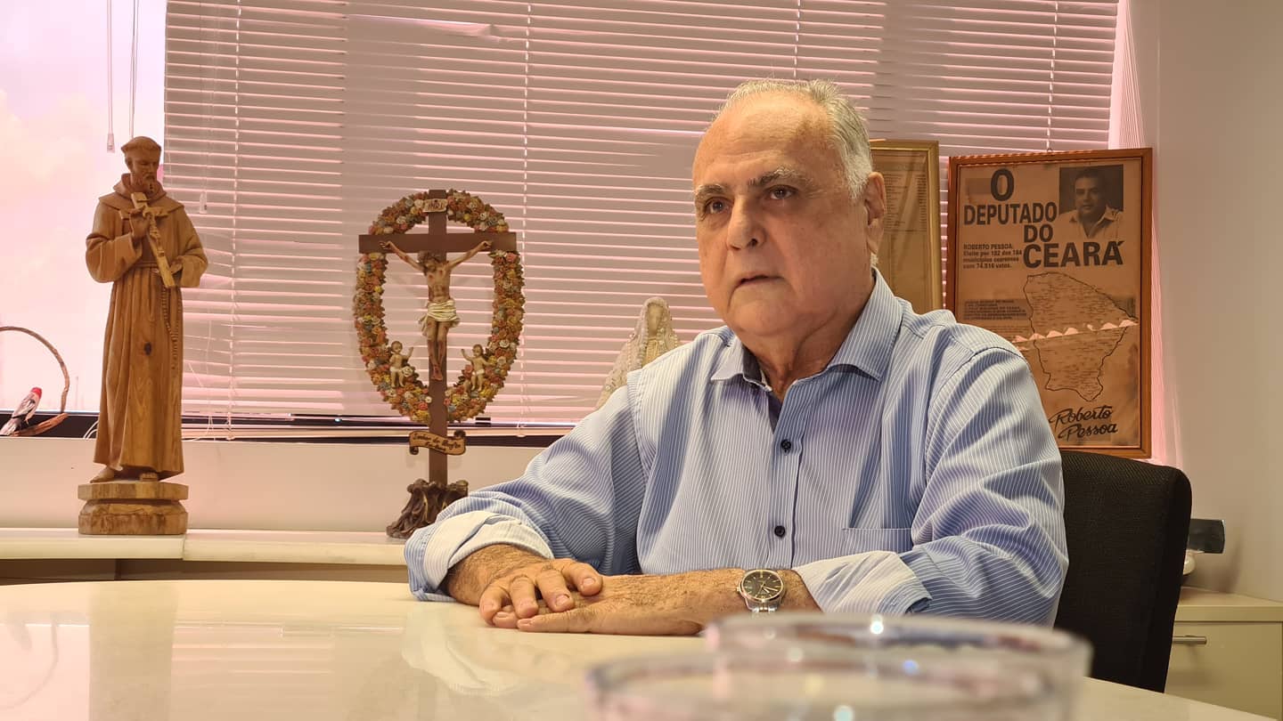 Maracanaú concede reajuste salarial de 7% para os professores efetivos da rede municipal