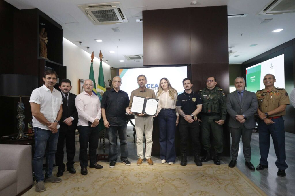 Elmano sanciona lei do sistema de Metas Integradas de Segurança Pública