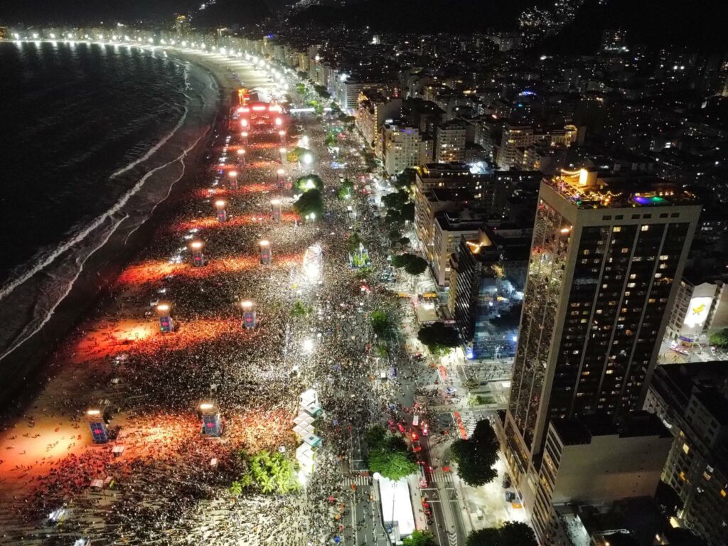 2,5 milhões de pessoas viram o show de Lady Gaga no Rio