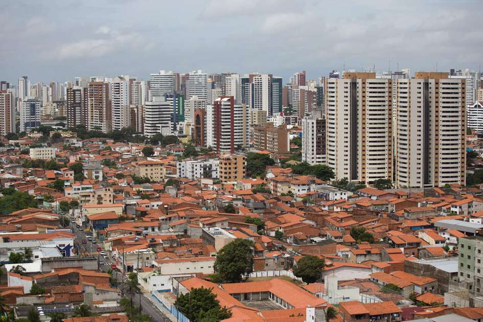 Concentração de renda derruba potencial de consumo por habitante de Fortaleza - Negócios