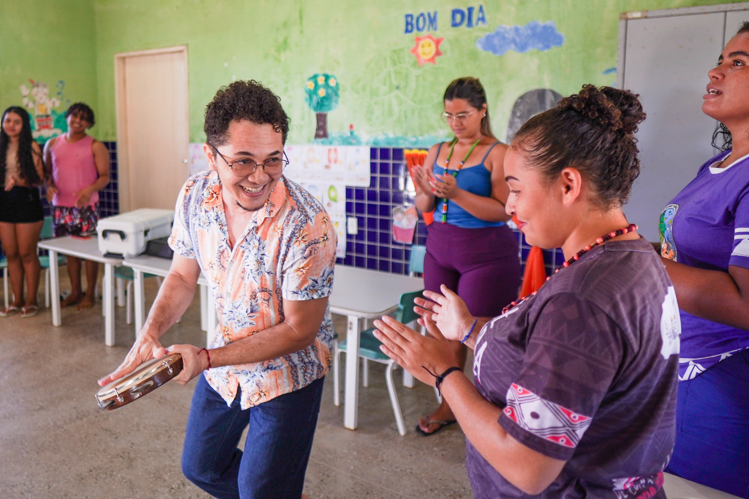 Com apoio da Secult, 5° Escolas Criativas leva curso sobre Cultura Brasileira para professores da comunidade indígena Tremembé da Barra do Mundaú