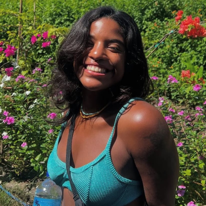 Brasileira que caiu em vulcão na Indonésia é encontrada morta