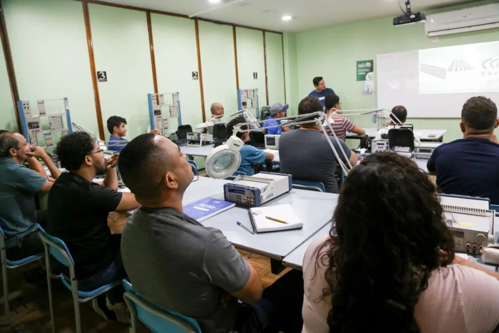 SPS e Senai ofertam 280 vagas em cursos gratuitos