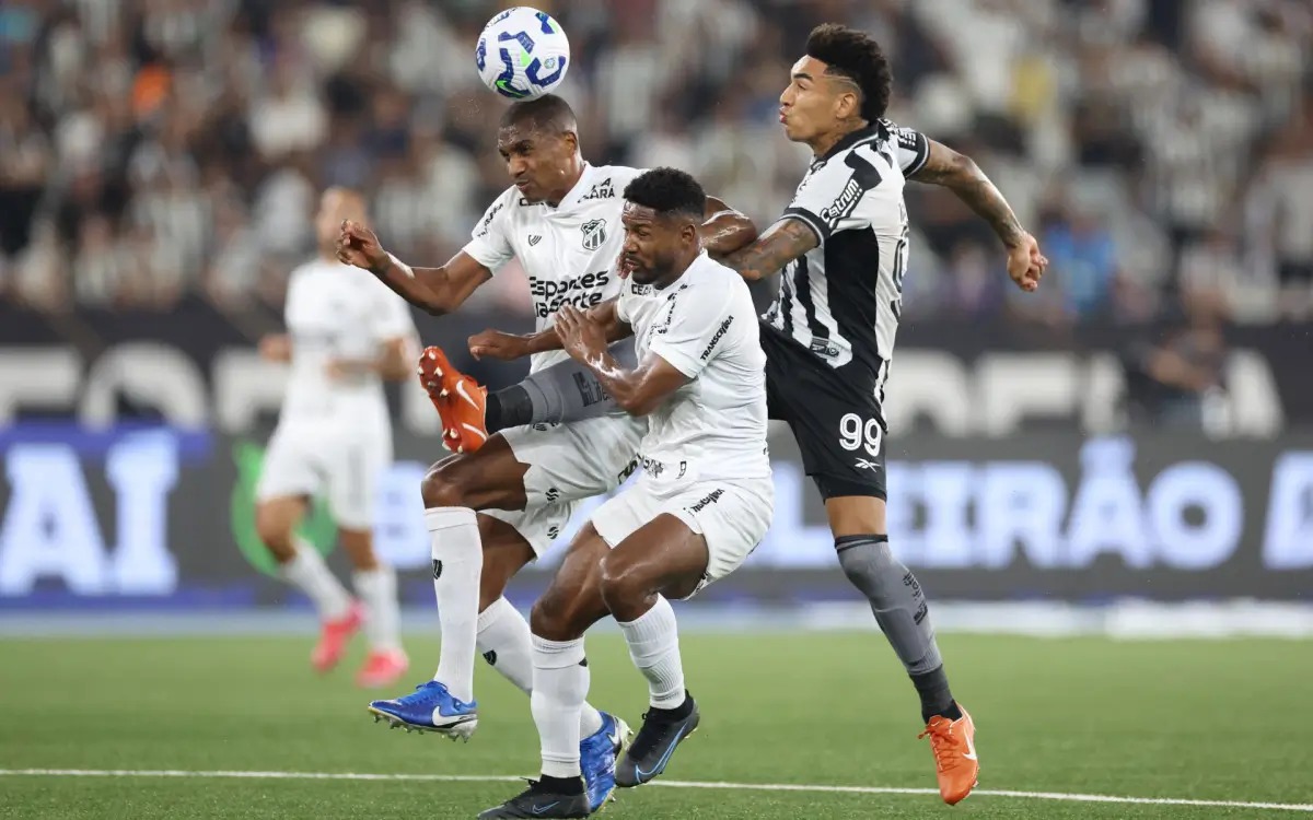 Ceará perde para Botafogo na 10ª rodada do Campeonato Brasileiro