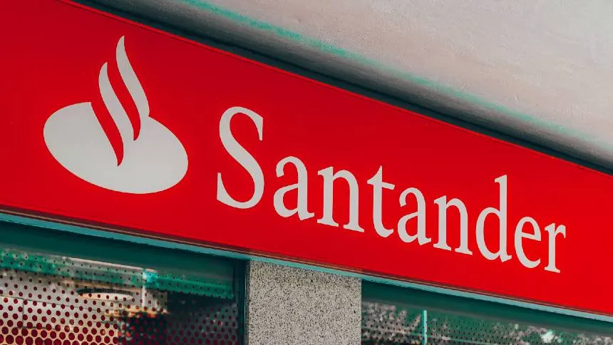 Para conquistar os ultra-ricos do Brasil, Santander reformula family office e private banking