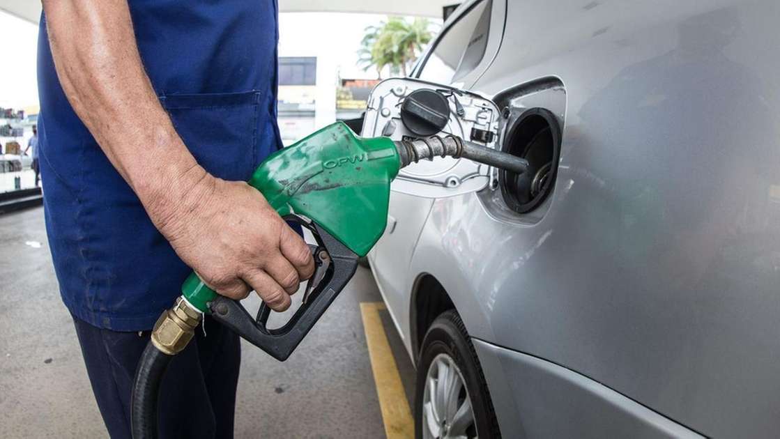 Mais etanol na gasolina aquece demanda por soja e milho - Egídio Serpa