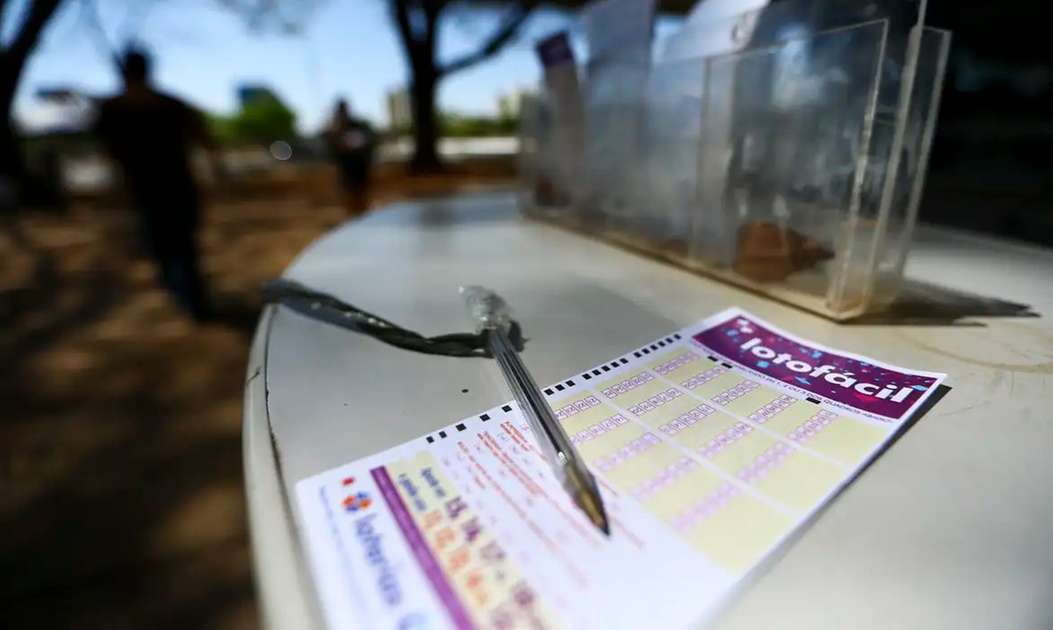 Lotofácil 3439 acumula; duas apostas do Ceará levam R$ 2,3 mil cada ao acertar parte das dezenas - Negócios