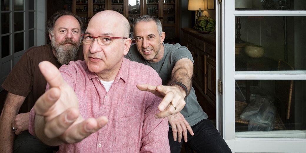 Paralamas do Sucesso apresenta turnê clássica no Iguatemi Hall neste sábado