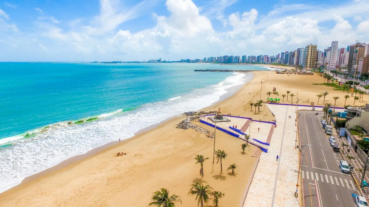 Fortaleza recebe 2,1 milhões de turistas e movimenta R$ 13 bilhões em 2025