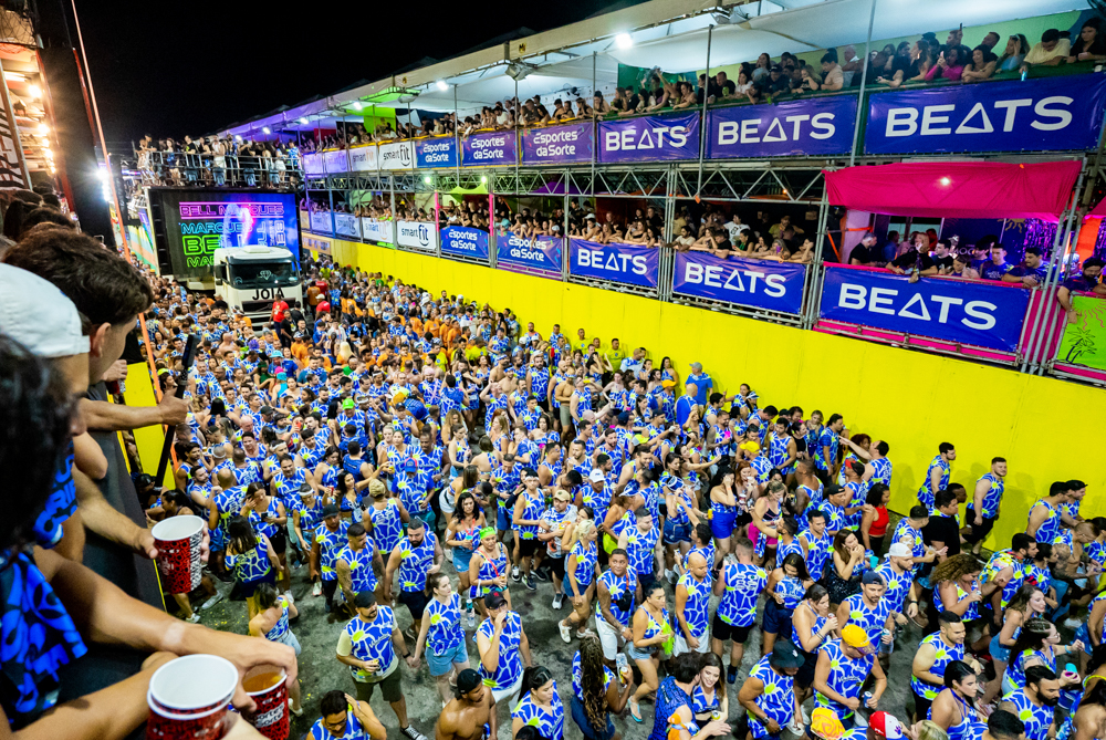 1ª noite do Fortal atrai multidão com shows de Bell Marques, É o Tchan e outros
