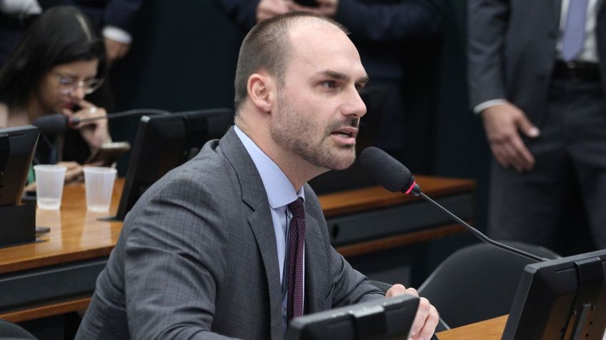 Polícia Federal vai incluir ameaças de Eduardo Bolsonaro em inquérito