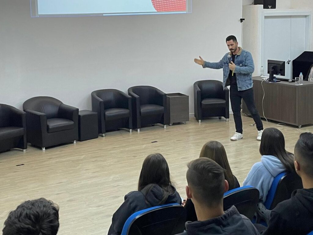 Indústria com futuro: Cristiano Fortes e o incentivo à formação de jovens para o setor metalmecânico