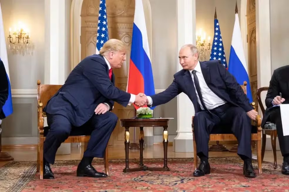 Trump anuncia encontro com Putin no próximo dia 15
