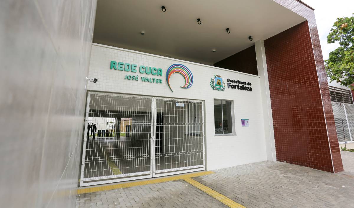 “Viradão do Emprego” leva vagas e capacitação para jovens em Fortaleza