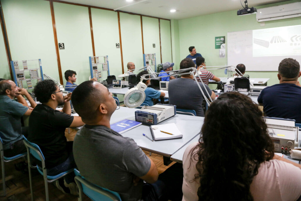 Ceará abre inscrições para 81 cursos profissionalizantes gratuitos