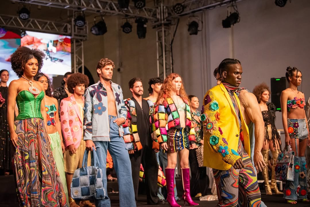 Cagece e saneamento inspiram moda sustentável em desfile na Colômbia