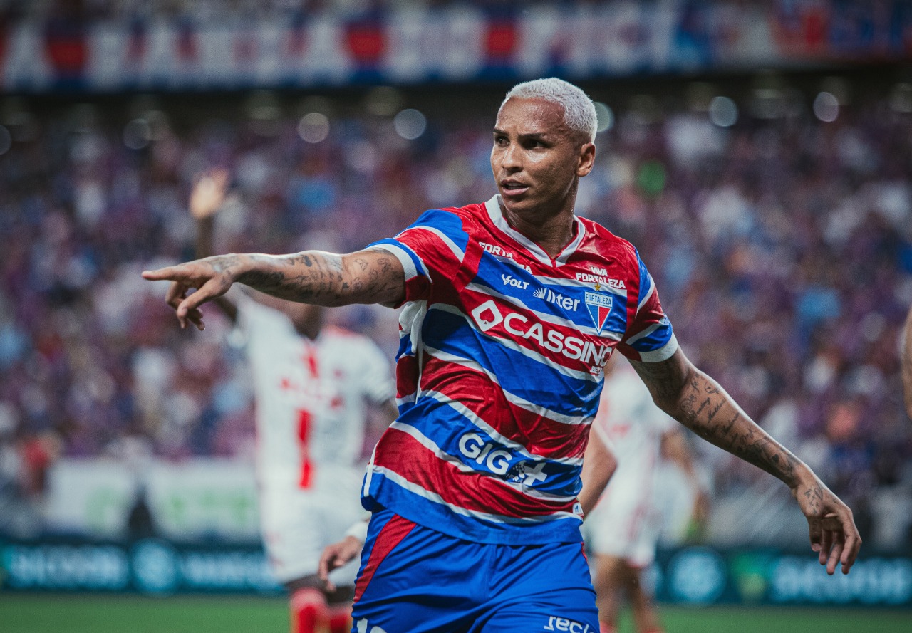 “Vamos chegar na final”; Deyverson afirma que Fortaleza decidirá Libertadores