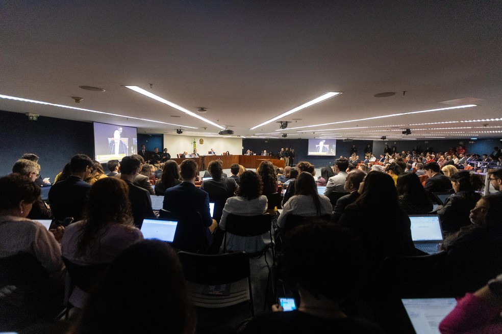 Primeira Turma do Supremo Tribunal Federal em sessão de julgamento do núcleo crucial da trama golpista — Foto: Brenno Carvalho/Agência O Globo