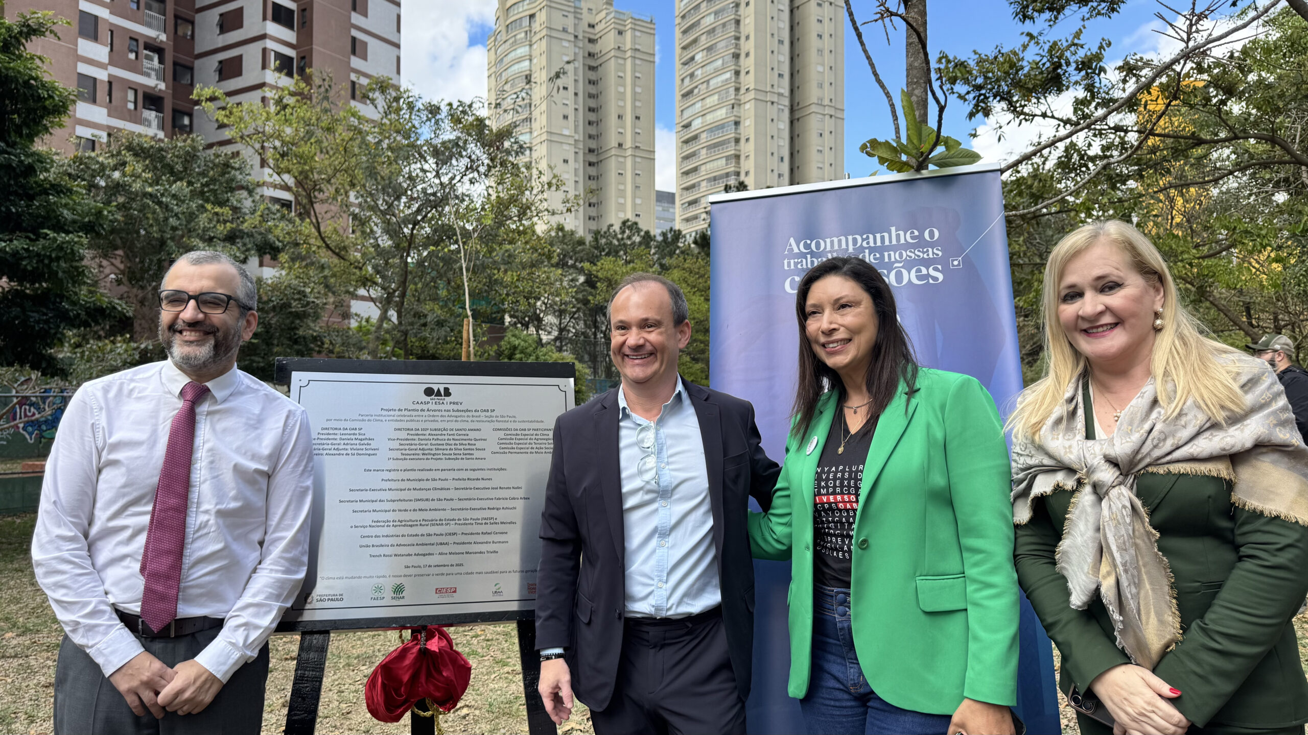 OAB SP planta 100 mudas em Santo Amaro e dá o primeiro passo rumo a uma cidade mais verde