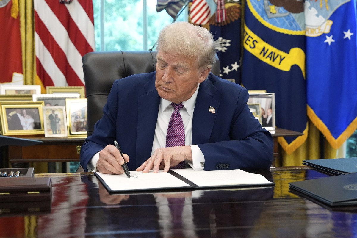 Análise: Choques de Trump, por ora, não intimidam a economia global | Mundo