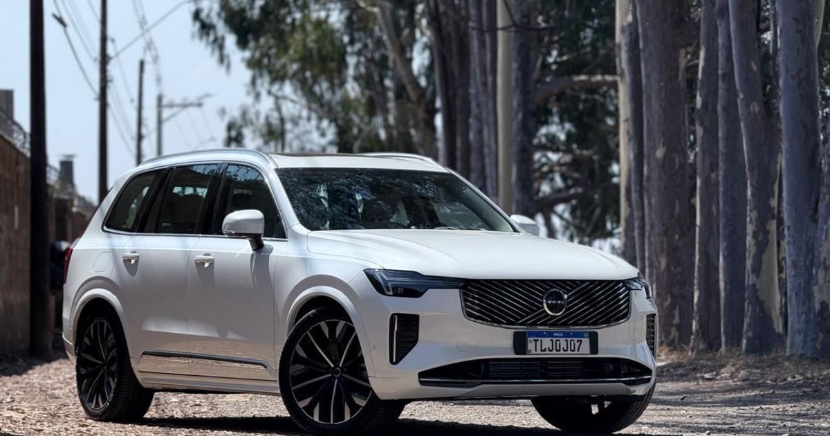 XC90 Ultra 2025: conheça os destaques e falhas do SUV híbrido da Volvo