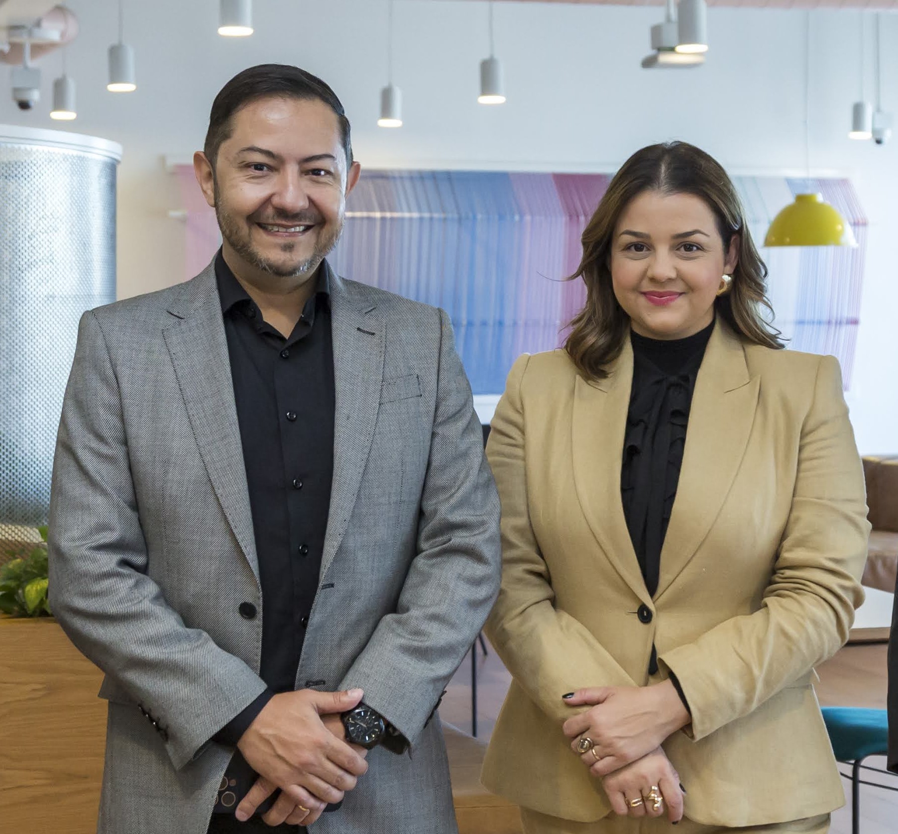 “Panamá Negócios e Oportunidades” reúne empresários brasileiros em encontro promovido por André e Joyce Bianchi “Panamá Negócios e Oportunidades” reúne empresários brasileiros em encontro promovido por André e Joyce Bianchi