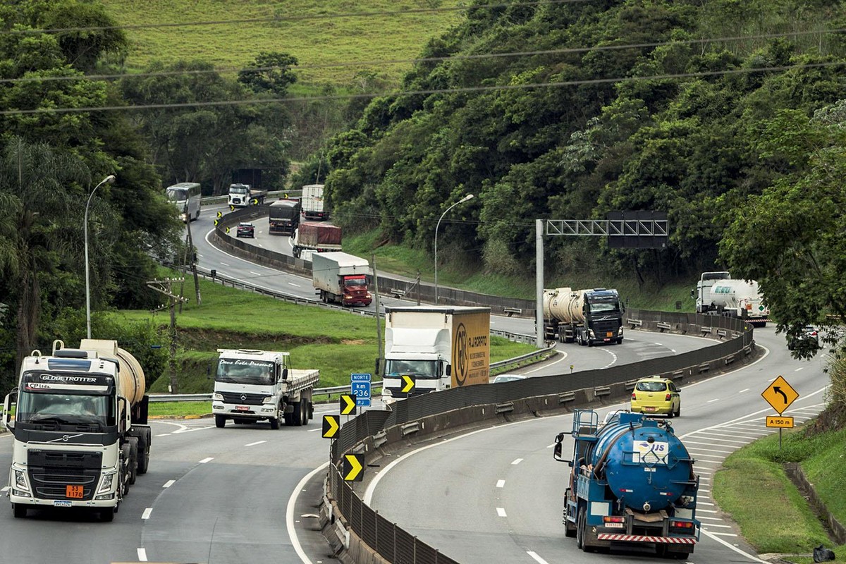 Obra na Serra das Araras, que liga Rio e SP, deve terminar um ano antes do previsto | Brasil