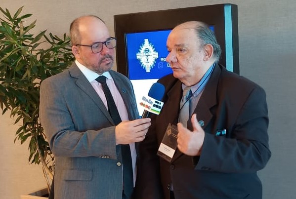 Vice-presidente da FCCE Roberto Nóbrega propõe criação de banco especializado para revolucionar exportações brasileiras Vice-presidente da FCCE Roberto Nóbrega propõe criação de banco especializado para revolucionar exportações brasileiras