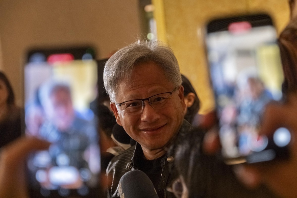 Após lucros da Nvidia, preocupação com bolha da IA pressiona ações de tecnologia nos EUA | Empresas