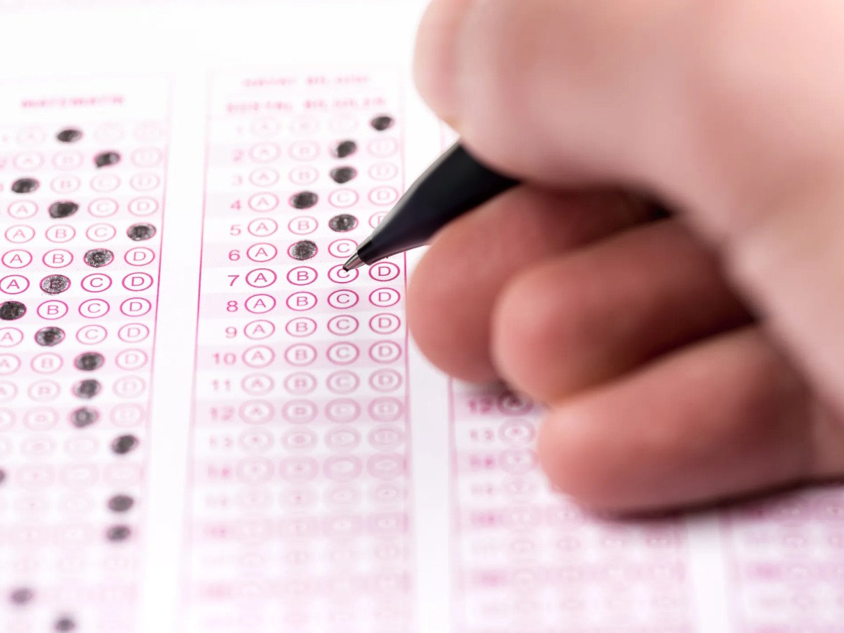 Inep divulga gabarito do 2º dia de provas do Enem 2025