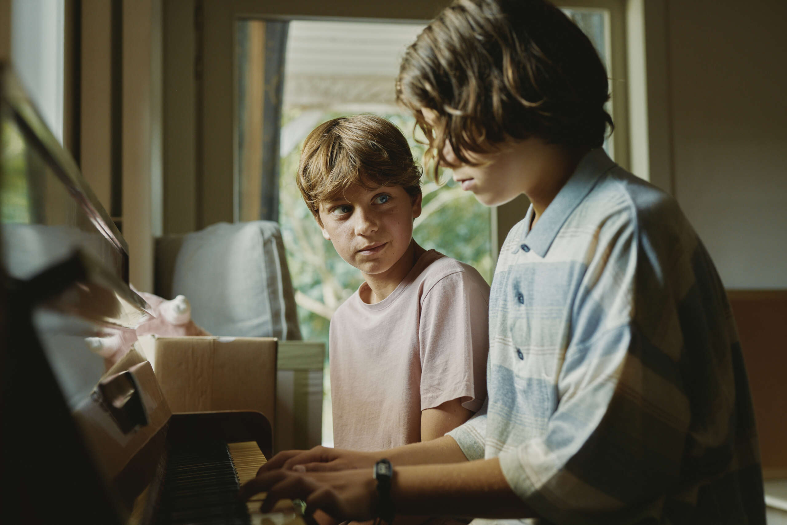 Primeiros longas-metragens de cineastas internacionais e mostras formativas com filmes de estreia de estudantes de Cinema marcam a programação do Cinema do Dragão