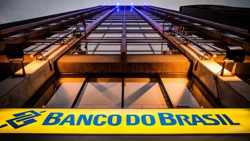 Custo do crédito bate em R$ 44 bi e acende o alerta do Banco do Brasil com crise no agro