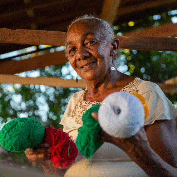 Mestras e Mestres da Cultura recebem titulação da Secult Ceará e Notório Saber da UECE na abertura do XVII Encontro Mestres do Mundo