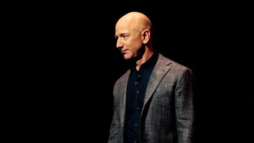 Jeff Bezos “volta ao batente” com startup de inteligência artificial de US$ 6,2 bilhões