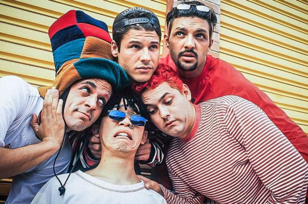 Corpos dos integrantes dos Mamonas Assassinas serão exumados quase 30 anos depois