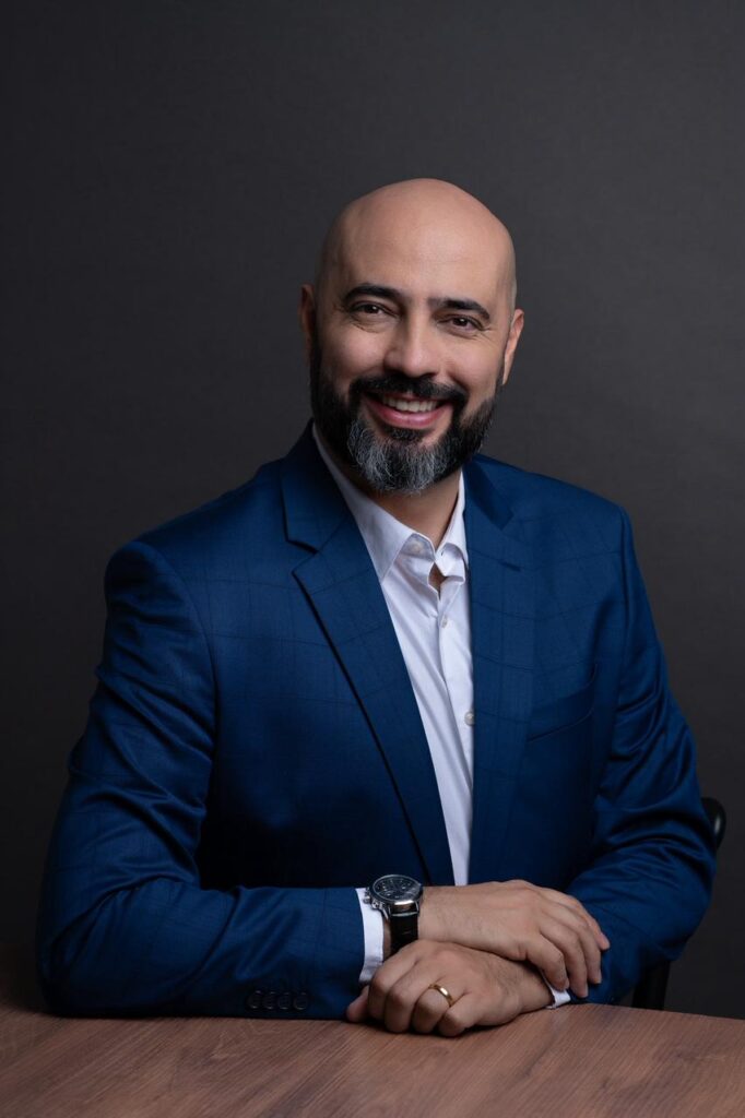 Café com Comprador: a força que transformou o universo de compras no Brasil. Douglas Ferreira, o pioneiro que virou referência nacional