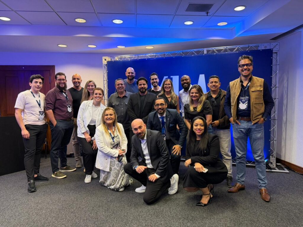 Mentoria K.L.A. reúne profissionais de todo o país para discutir posicionamento estratégico e autoridade no mercado de palestras e educação executiva