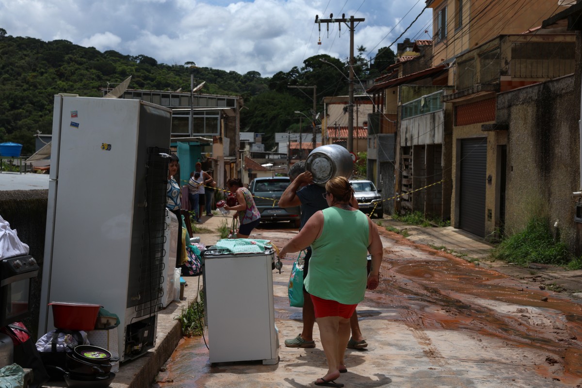 Organizações enviam recursos para vítimas das chuvas na Zona da Mata Mineira | Brasil