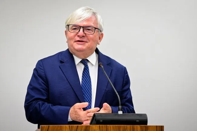 Coluna Sociedade  – Quinta Feira dia 9 de abril de 2026