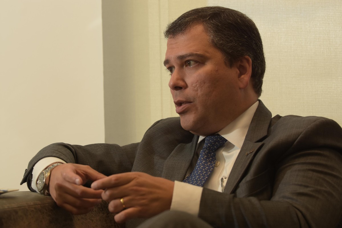 Mensagens de ex-presidente do BRB indicam possível fraude em capitalização para favorecer Master | Finanças