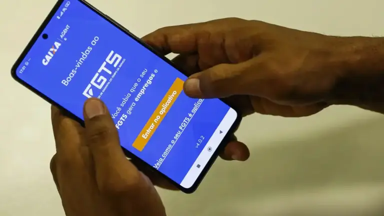 Governo avalia novos saques do FGTS e prevê liberar R$ 7 bi