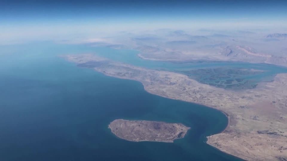 Trump afirma que Ormuz se “abrirá naturalmente” após o fim da guerra