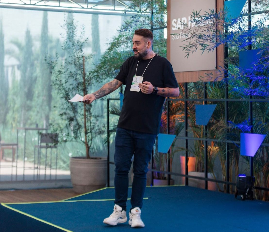 Felipe dos Anjos Almeida e a estratégia de diversidade na Numen