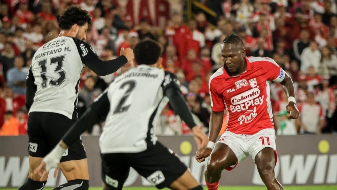 Libertadores: Corinthians marca no fim, empata com Santa Fe e segue invicto