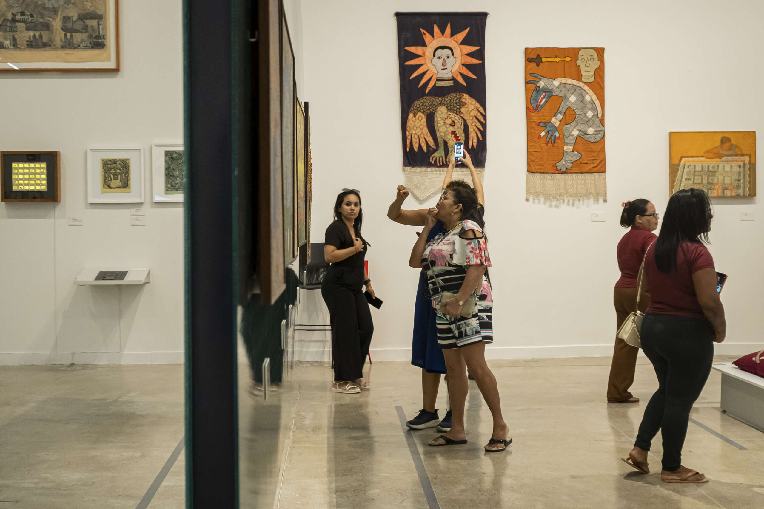 Últimos dias para visitar a mostra “Existências paralelas” na Pinacoteca do Ceará