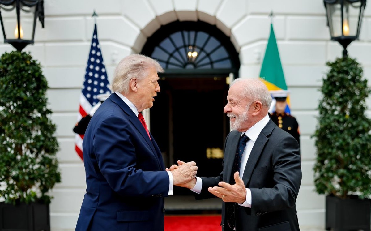 Lula diz que volta ao Brasil ‘otimista’ depois de encontro com Trump | Brasil