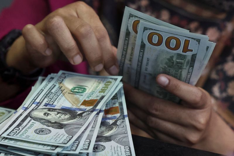 Classificação dos EUA sobre PCC e CV pode afetar juros futuros e dólar