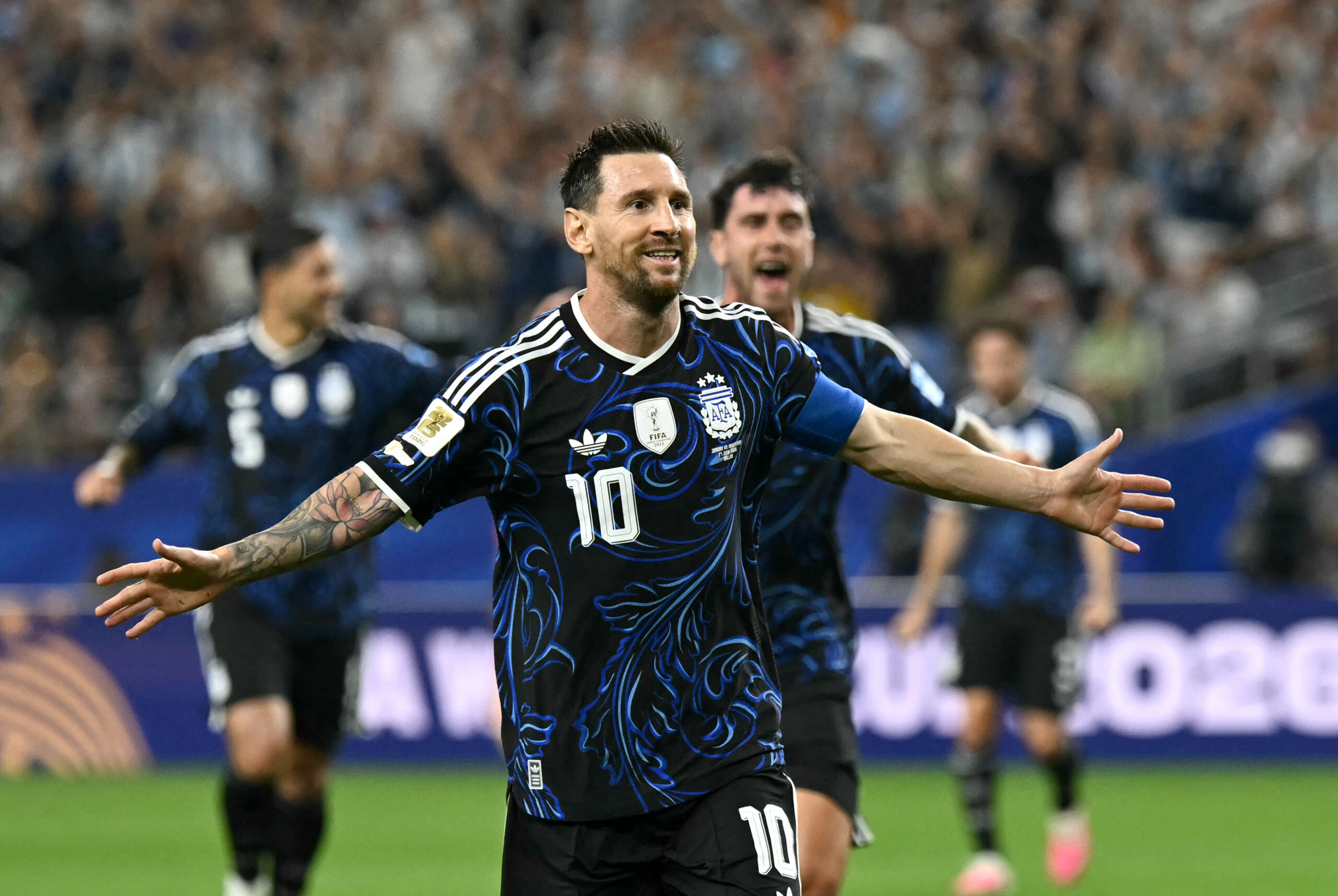 Scaloni revela motivo de Messi começar no banco contra a Jordânia