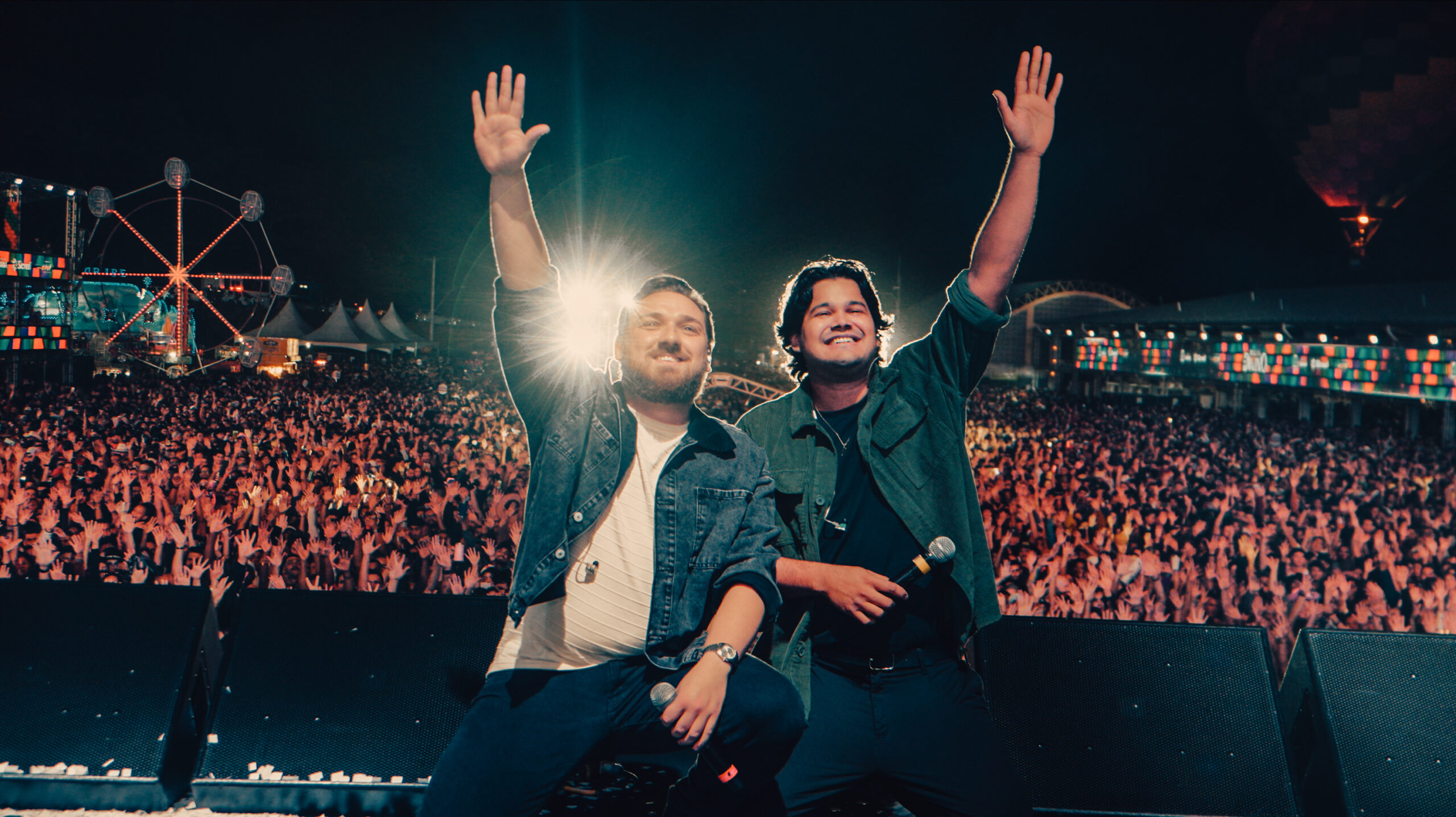 João Pedro & Miguel abrem show de Simone Mendes para mais de 95 mil pessoas em noite histórica na Festa do Divino de Viana